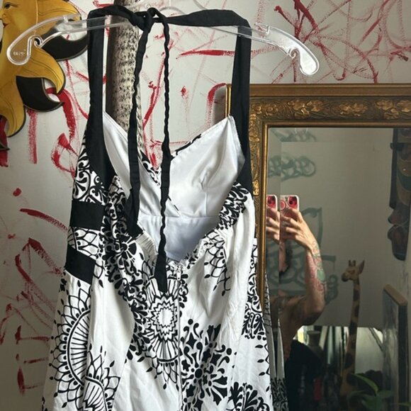 Elegant Black and White Patterned Halter Dress Medium by Majora - Picture 9 of 16